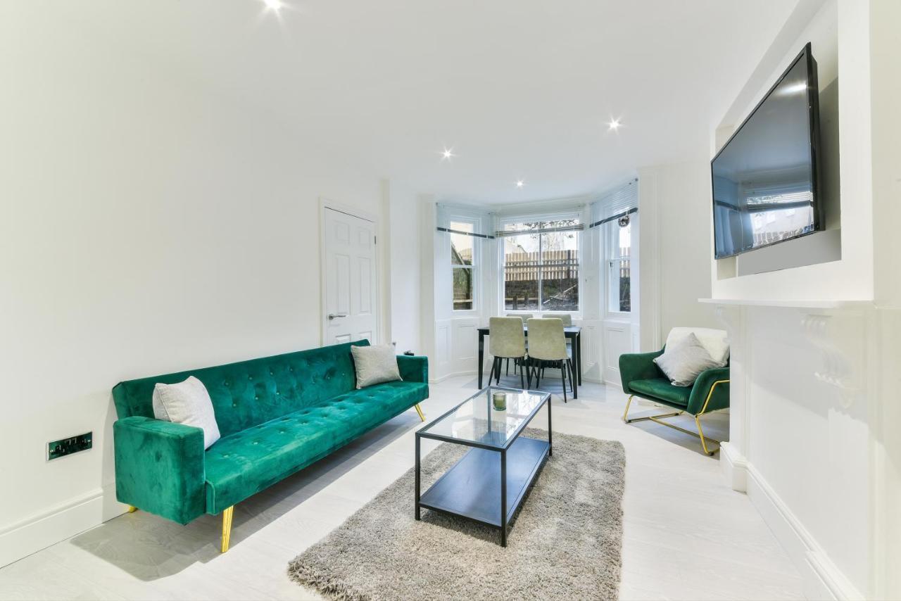 Amazing 2 Bed Apartment Clapham North Londyn Zewnętrze zdjęcie